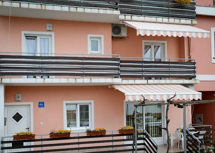 Apartmens Leona Zara