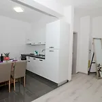 Apartmens Leona 公寓