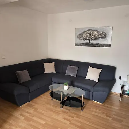 Apartment Apartmens Leona