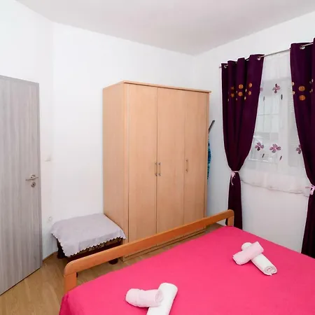 Apartmens Leona Zara