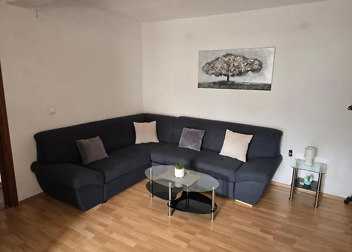 Apartman Apartmens Leona