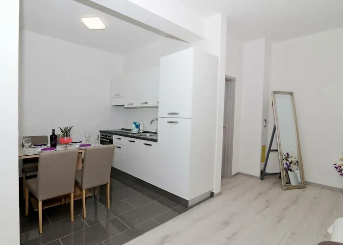 Apartmens Leona Apartman